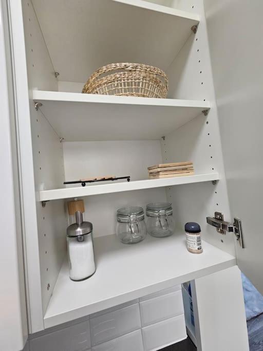Affordable Suite In Vienna'S Hotpoint Exterior foto